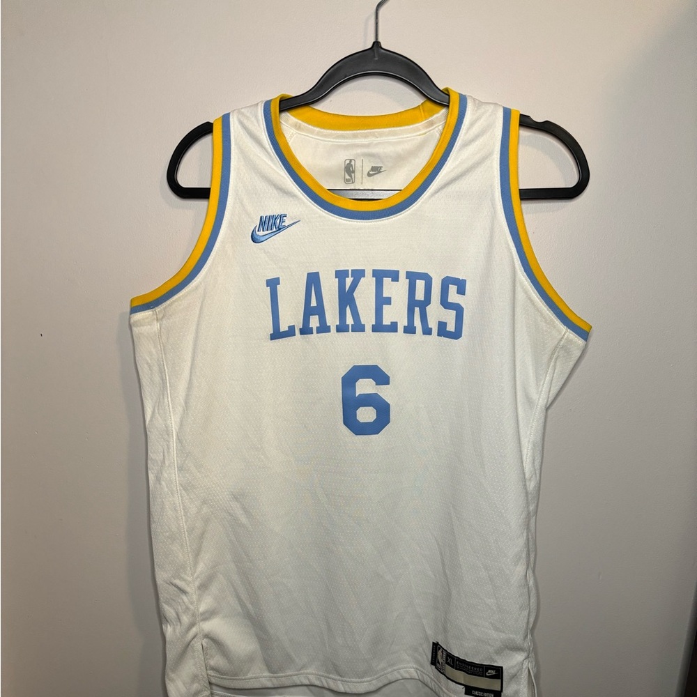 LA Lakers LeBron James Jersey